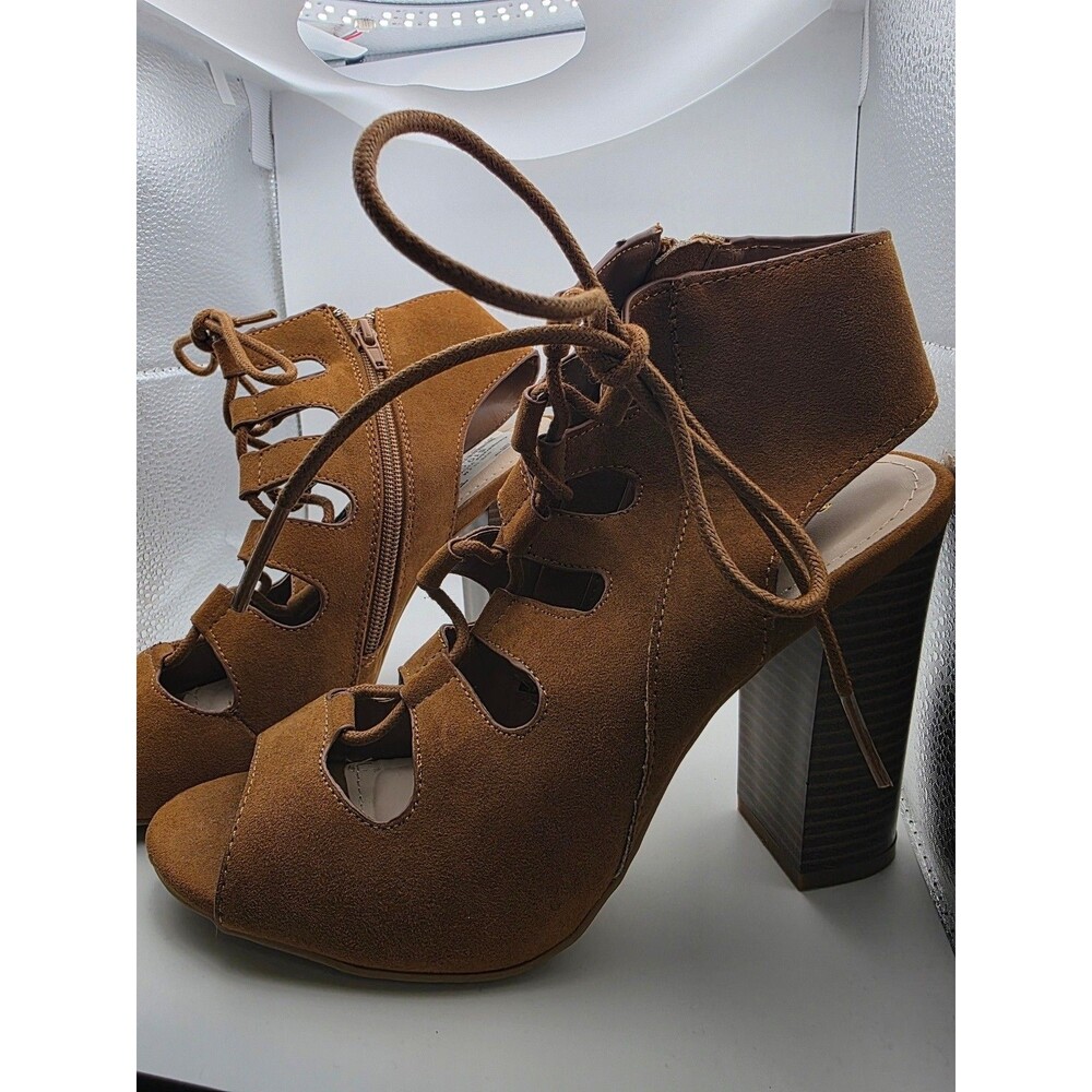 Bamboo Women Lace Up Peep Toe Block Heel Sandals Brown Suede Size 10 EU40 - Picture 2 of 5